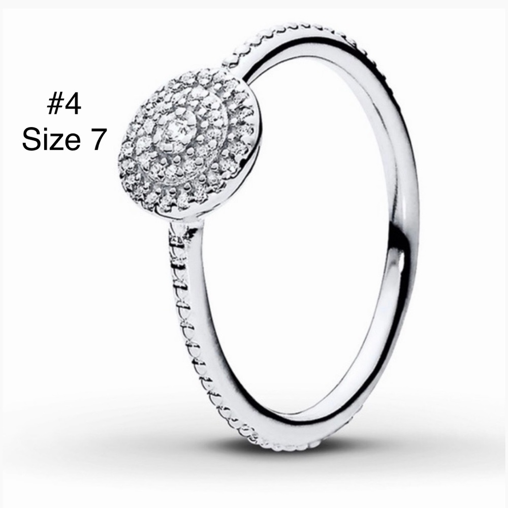 Silver pandora ring
